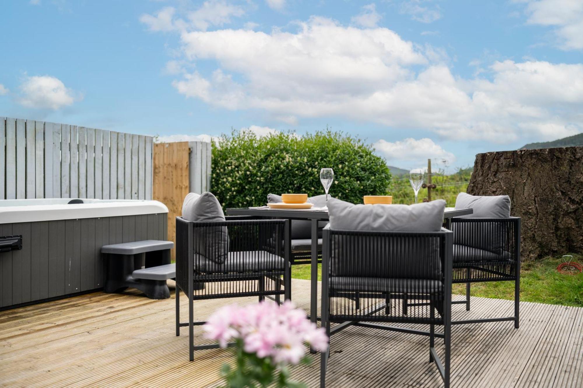 Kinnaird Woodland Lodges Питлохри Екстериор снимка