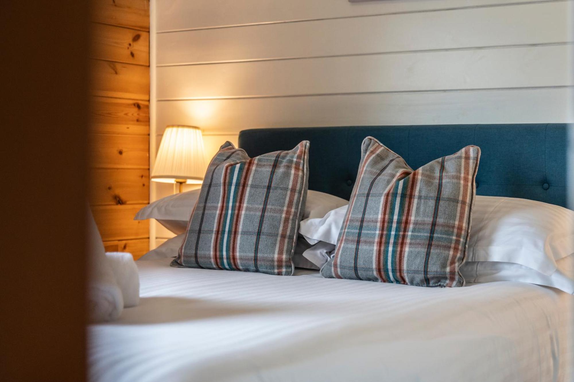 Kinnaird Woodland Lodges Питлохри Екстериор снимка