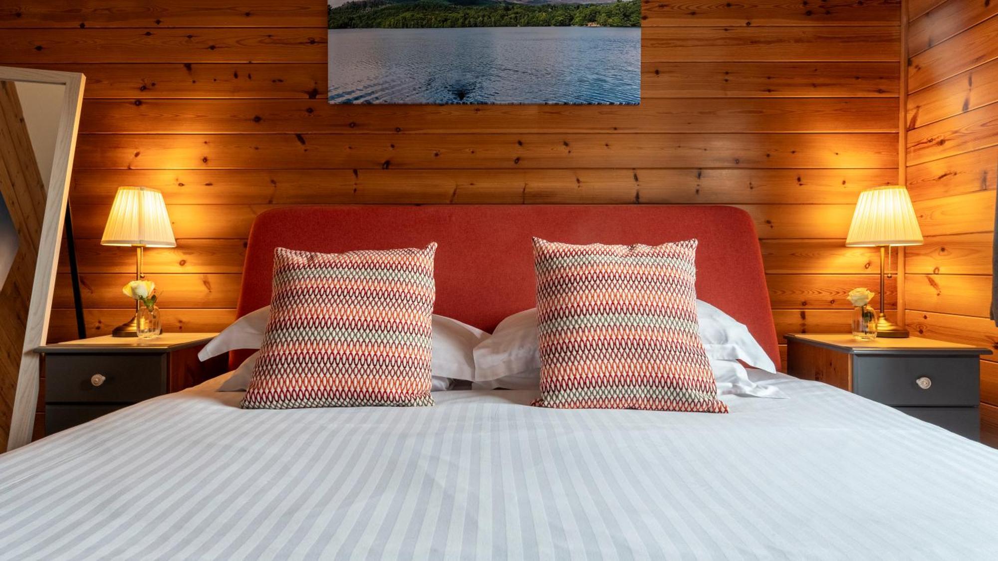 Kinnaird Woodland Lodges Питлохри Екстериор снимка