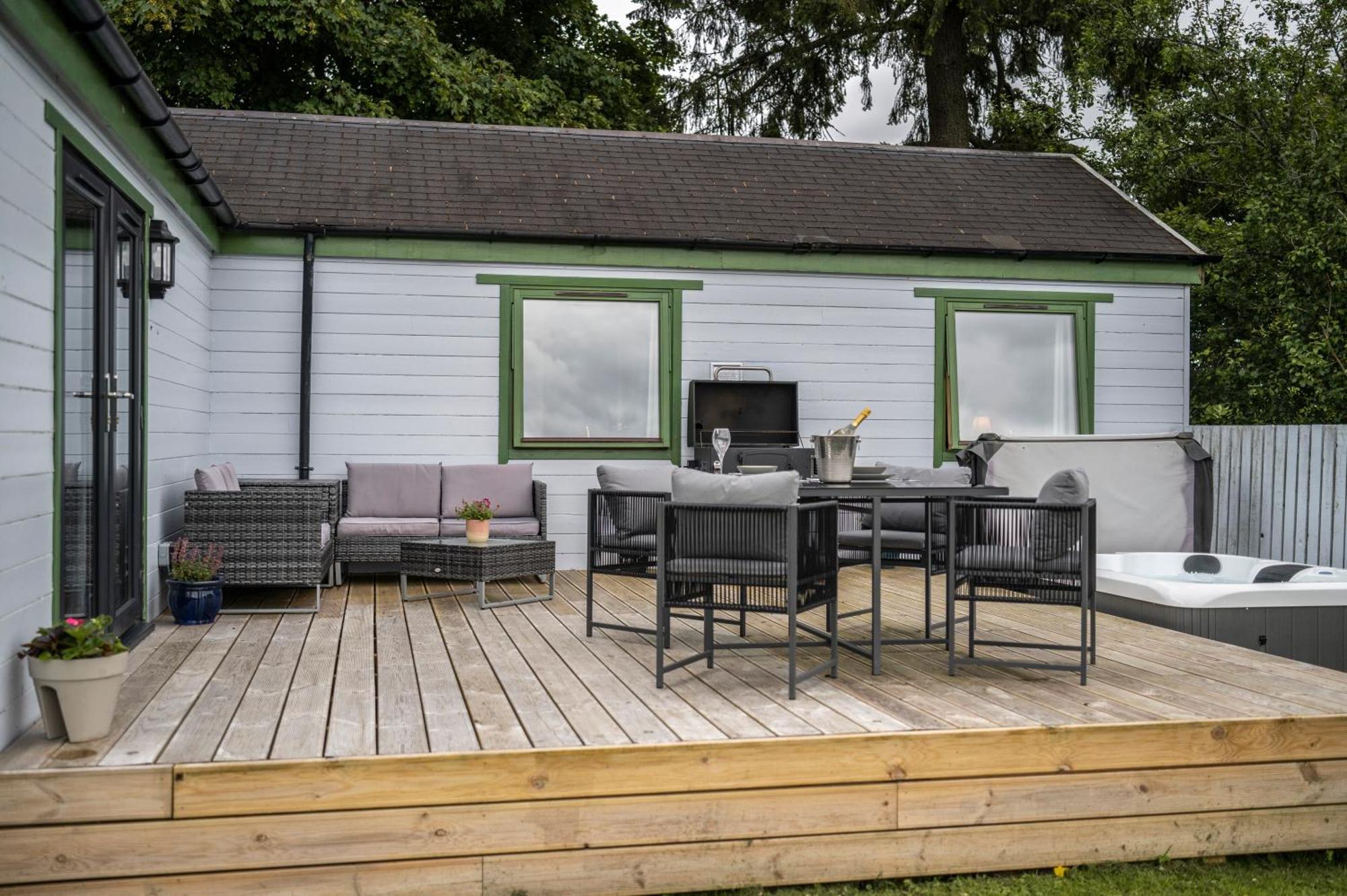 Kinnaird Woodland Lodges Питлохри Екстериор снимка