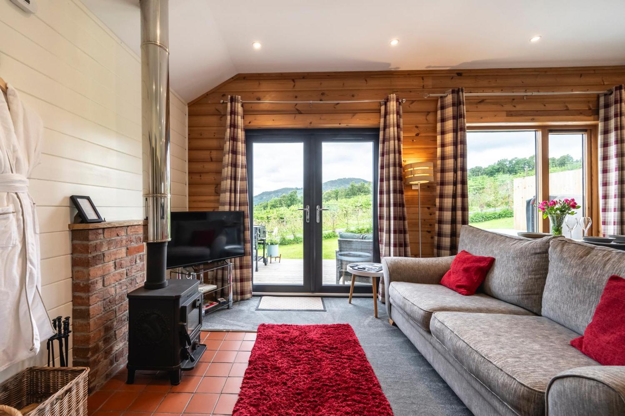 Kinnaird Woodland Lodges Питлохри Екстериор снимка